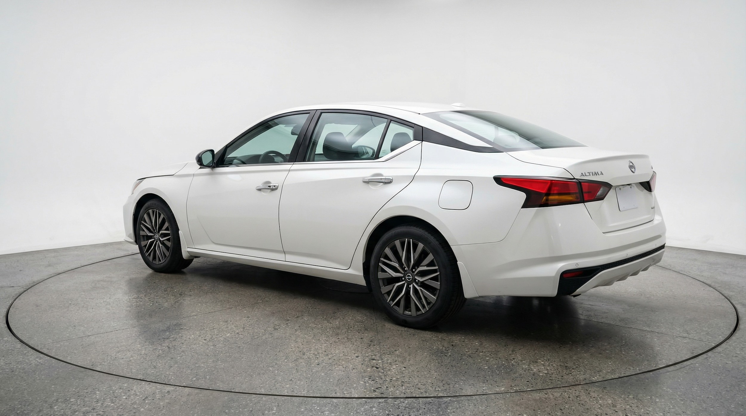 Thumbnail: 2025 Nissan Altima - 5