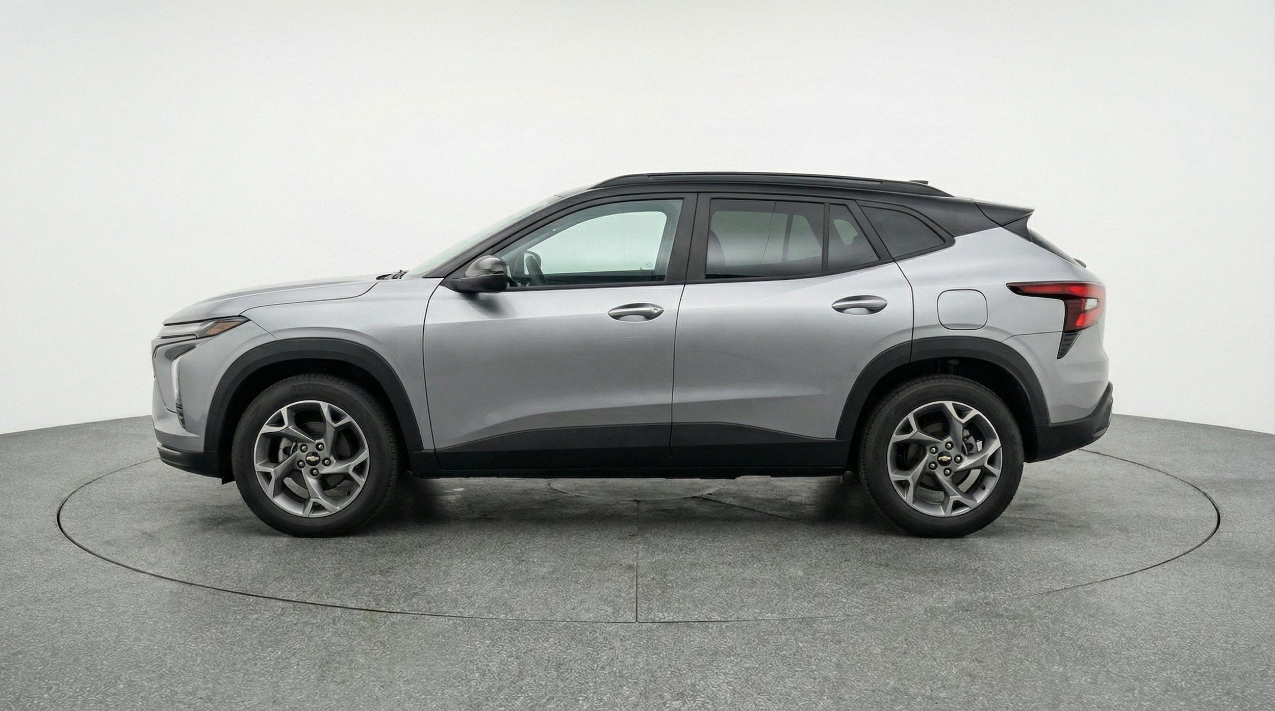 Thumbnail: 2025 Chevrolet Trax - 5