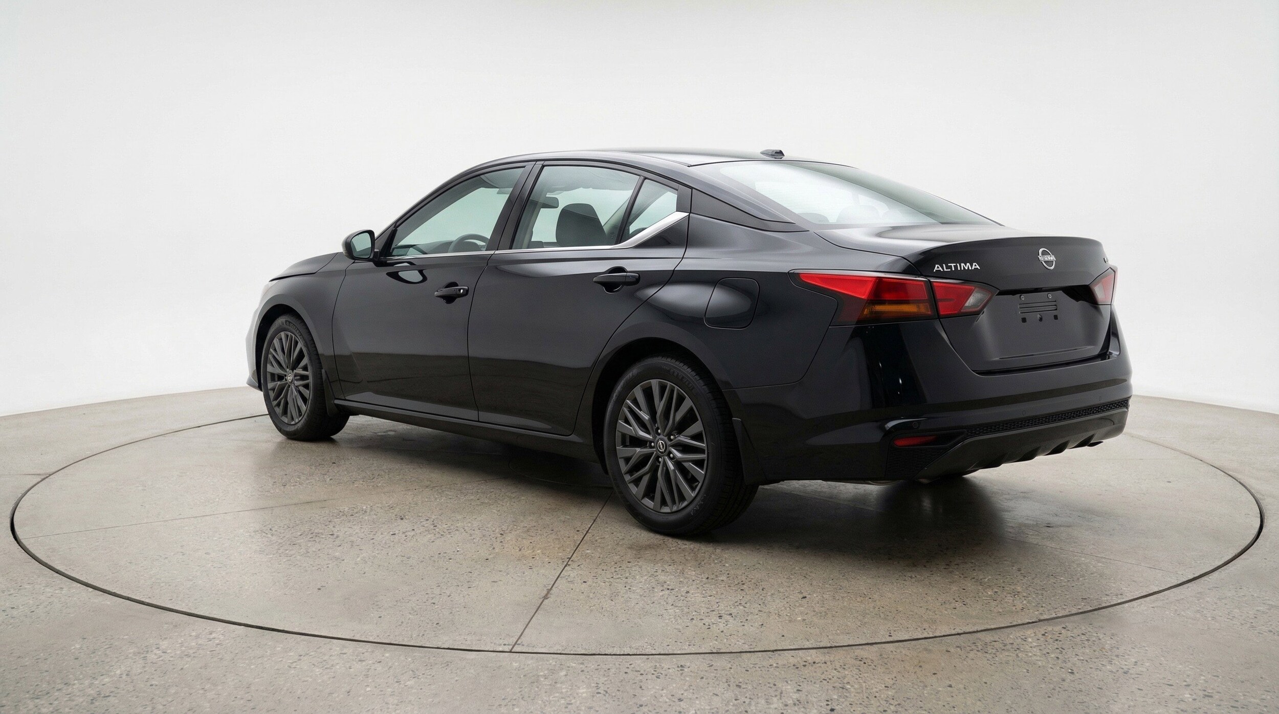 Thumbnail: 2025 Nissan Altima - 6