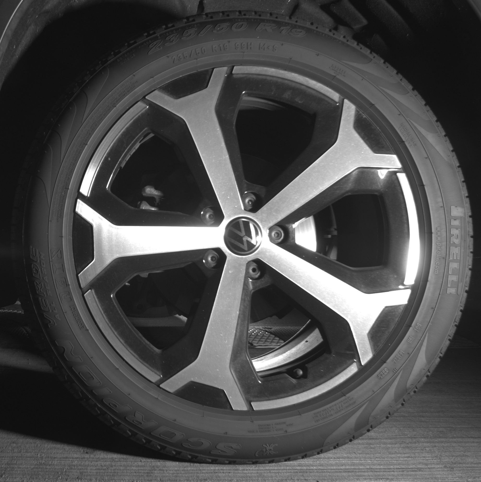 Thumbnail: 2026 Volkswagen Tiguan - 14