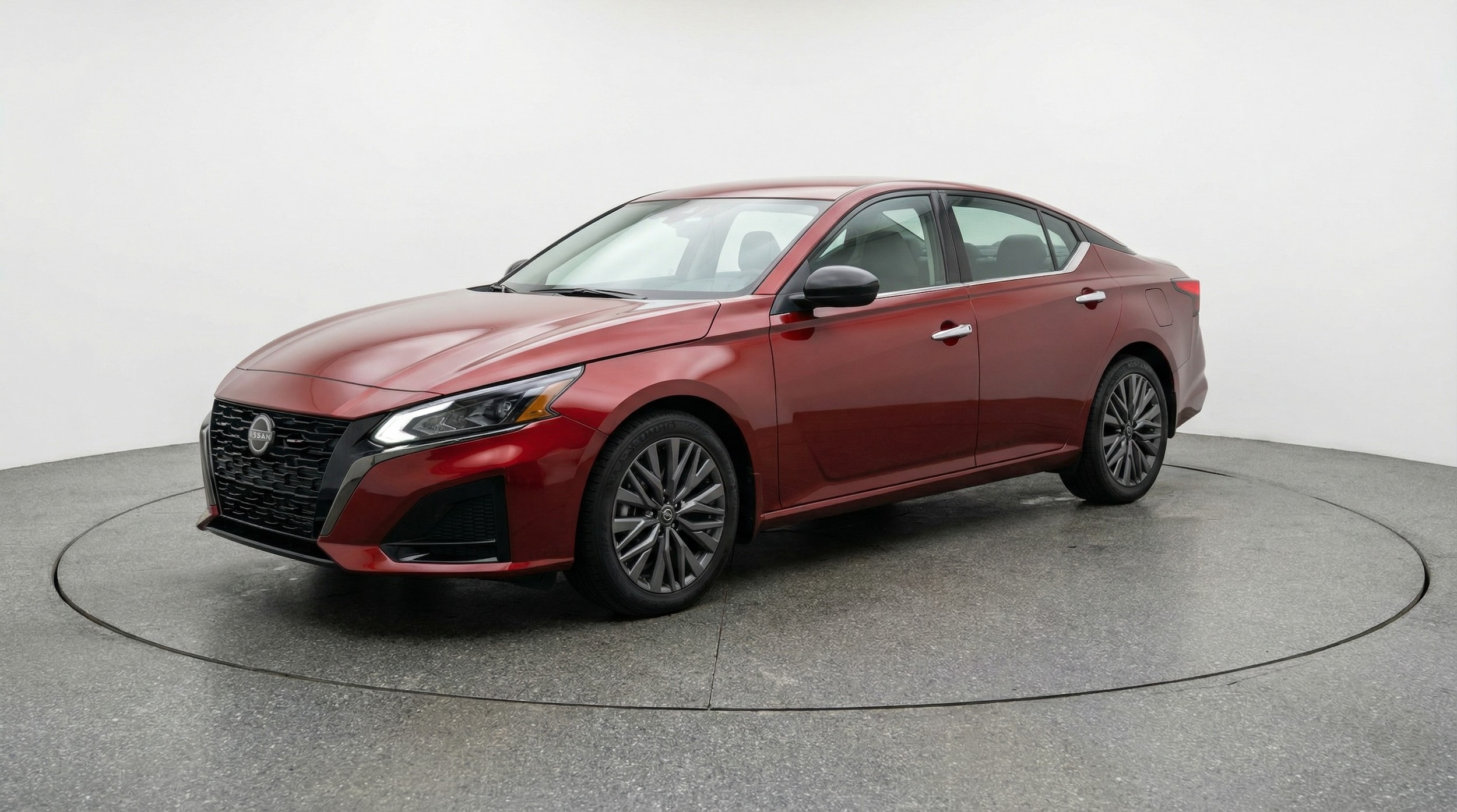 Thumbnail: 2025 Nissan Altima - 3