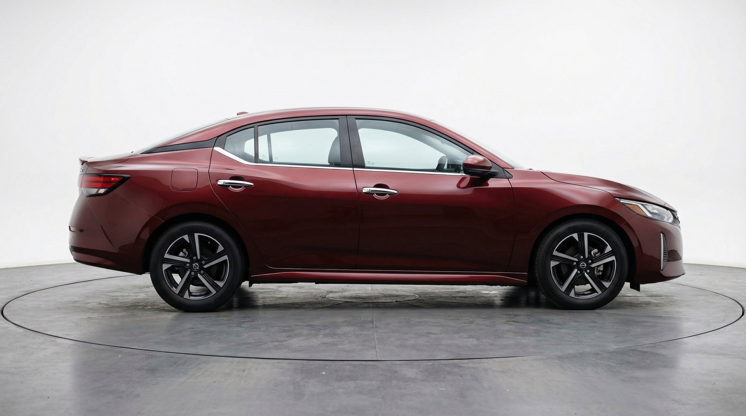 Thumbnail: 2025 Nissan Sentra - 11