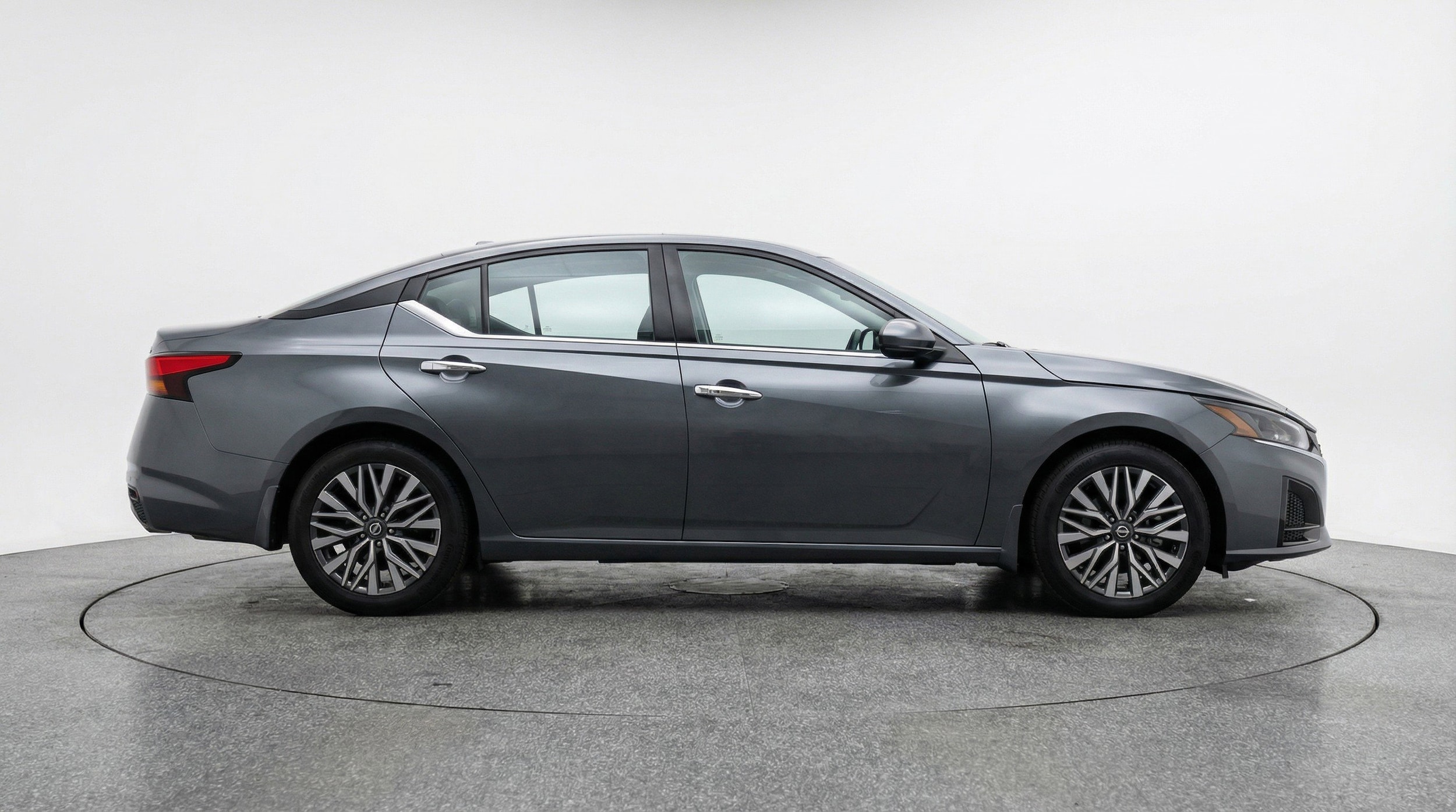 Thumbnail: 2025 Nissan Altima - 11