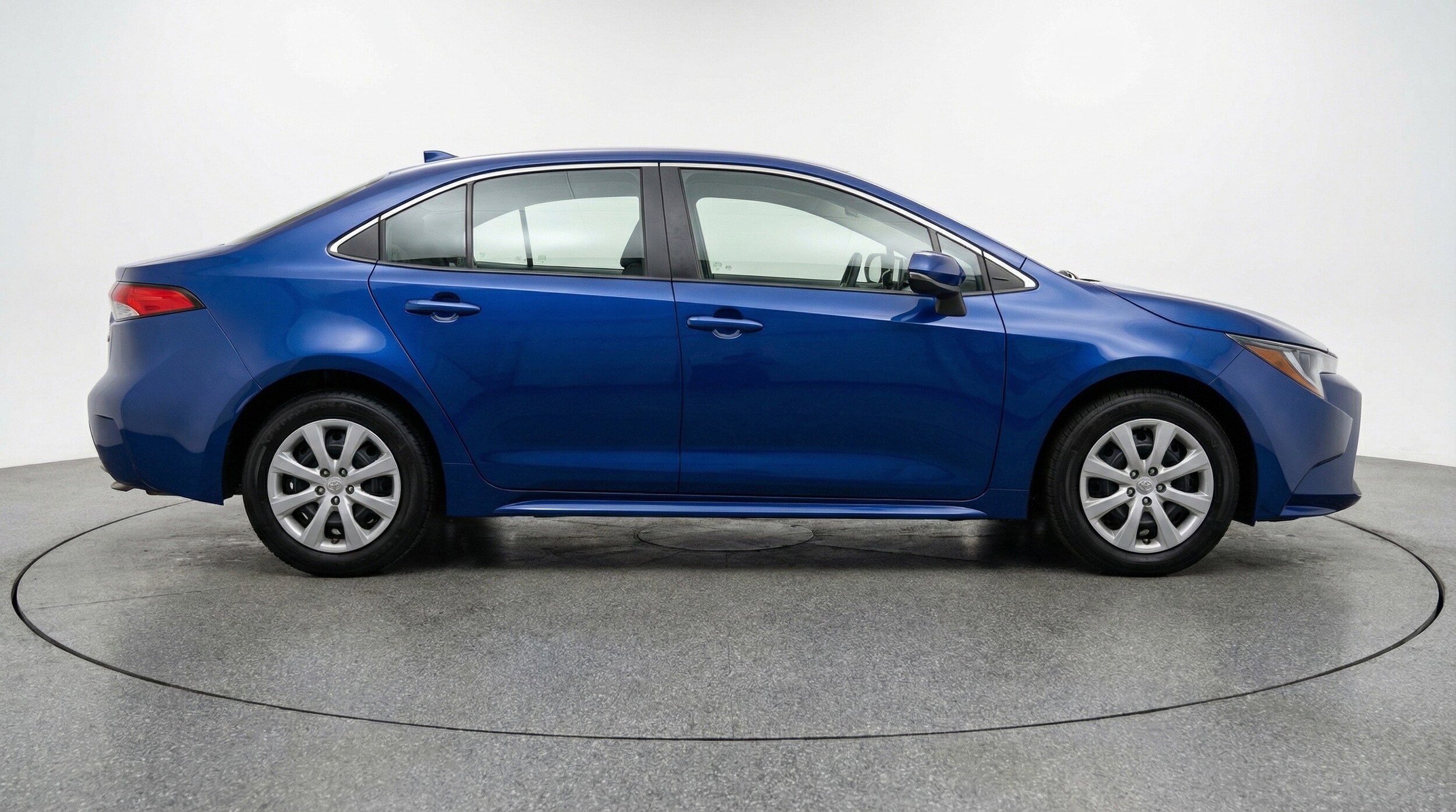 Thumbnail: 2025 Toyota Corolla - 11