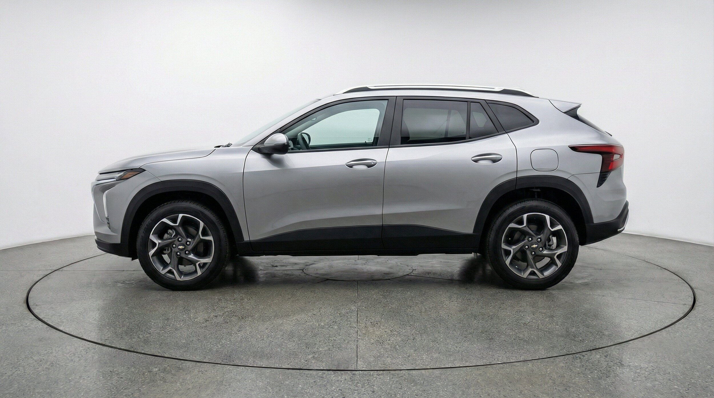 Thumbnail: 2025 Chevrolet Trax - 5