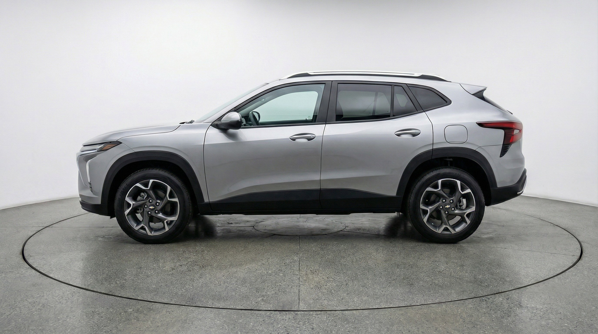 Thumbnail: 2025 Chevrolet Trax - 5