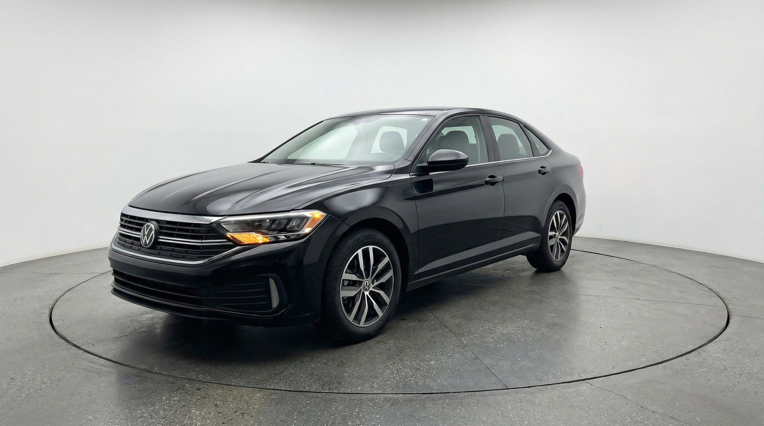 Thumbnail: 2025 Volkswagen Jetta - 3