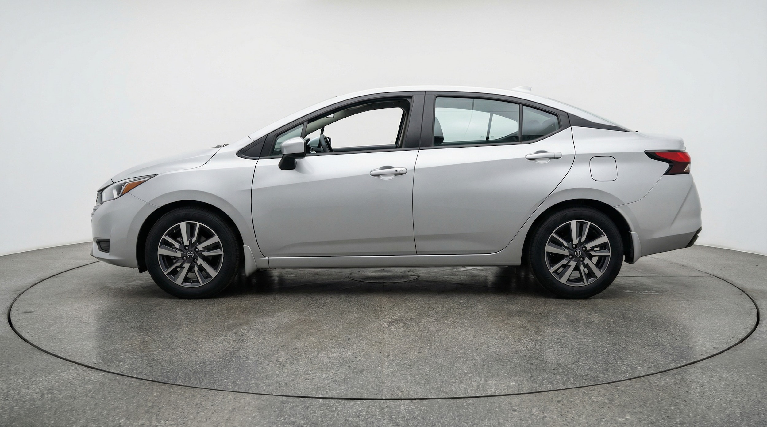 Thumbnail: 2025 Nissan Versa - 4