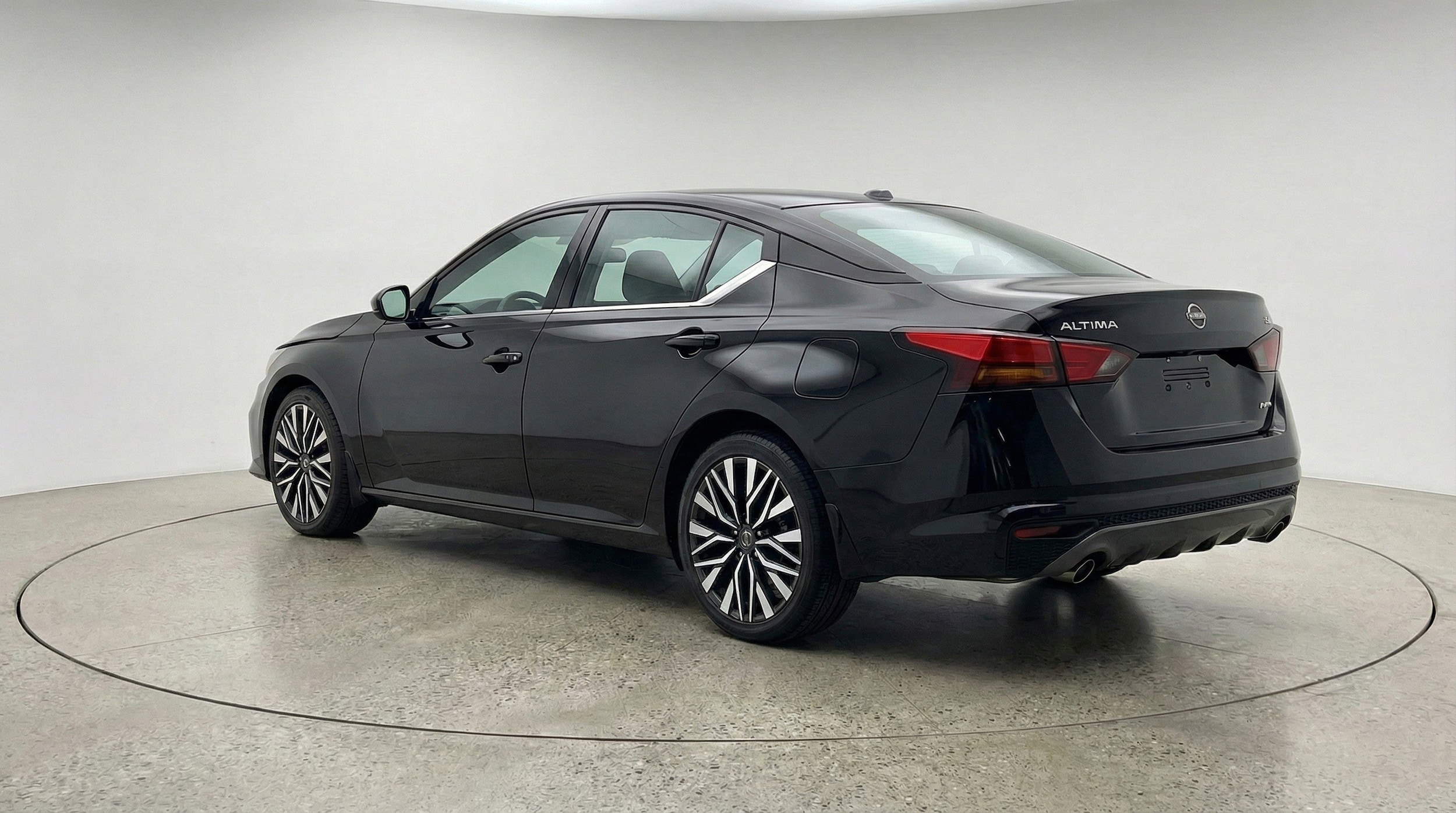 Thumbnail: 2025 Nissan Altima - 6