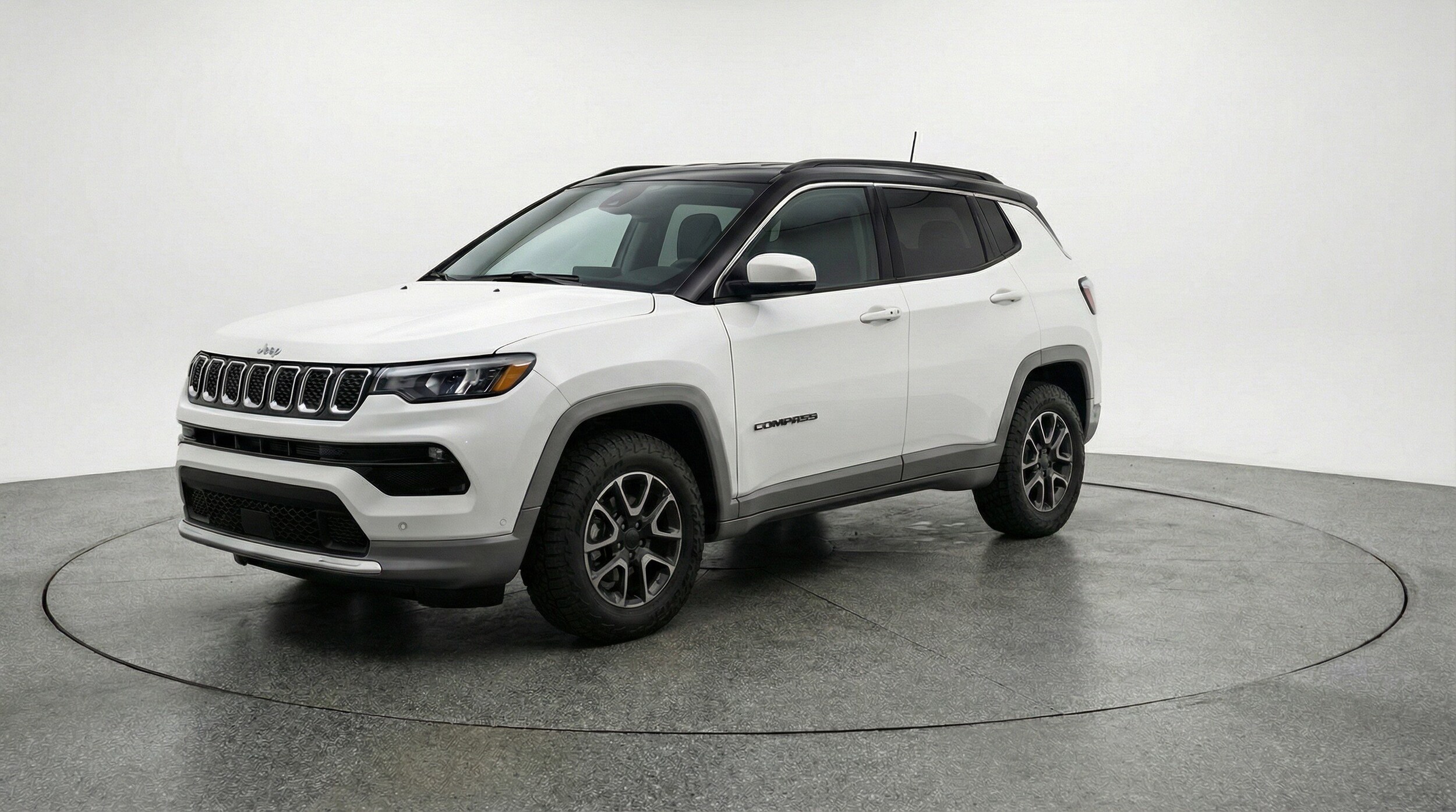 Thumbnail: 2025 Jeep Compass - 3