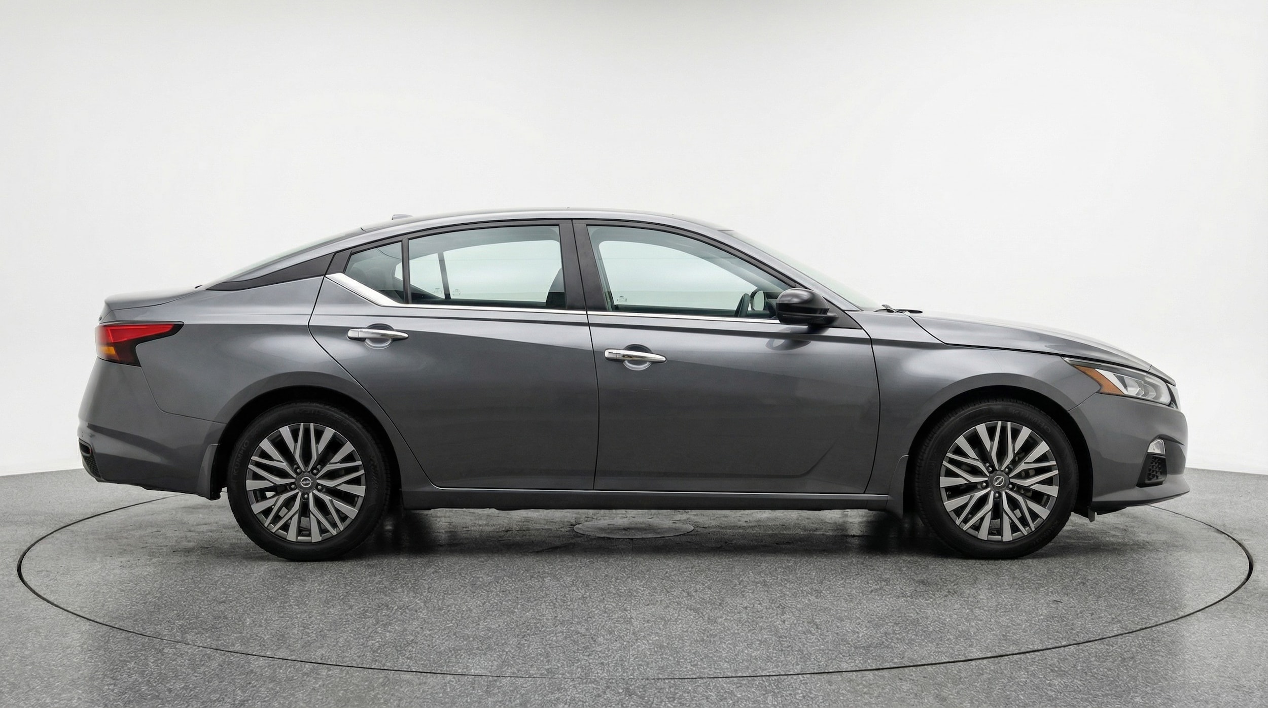 Thumbnail: 2025 Nissan Altima - 8