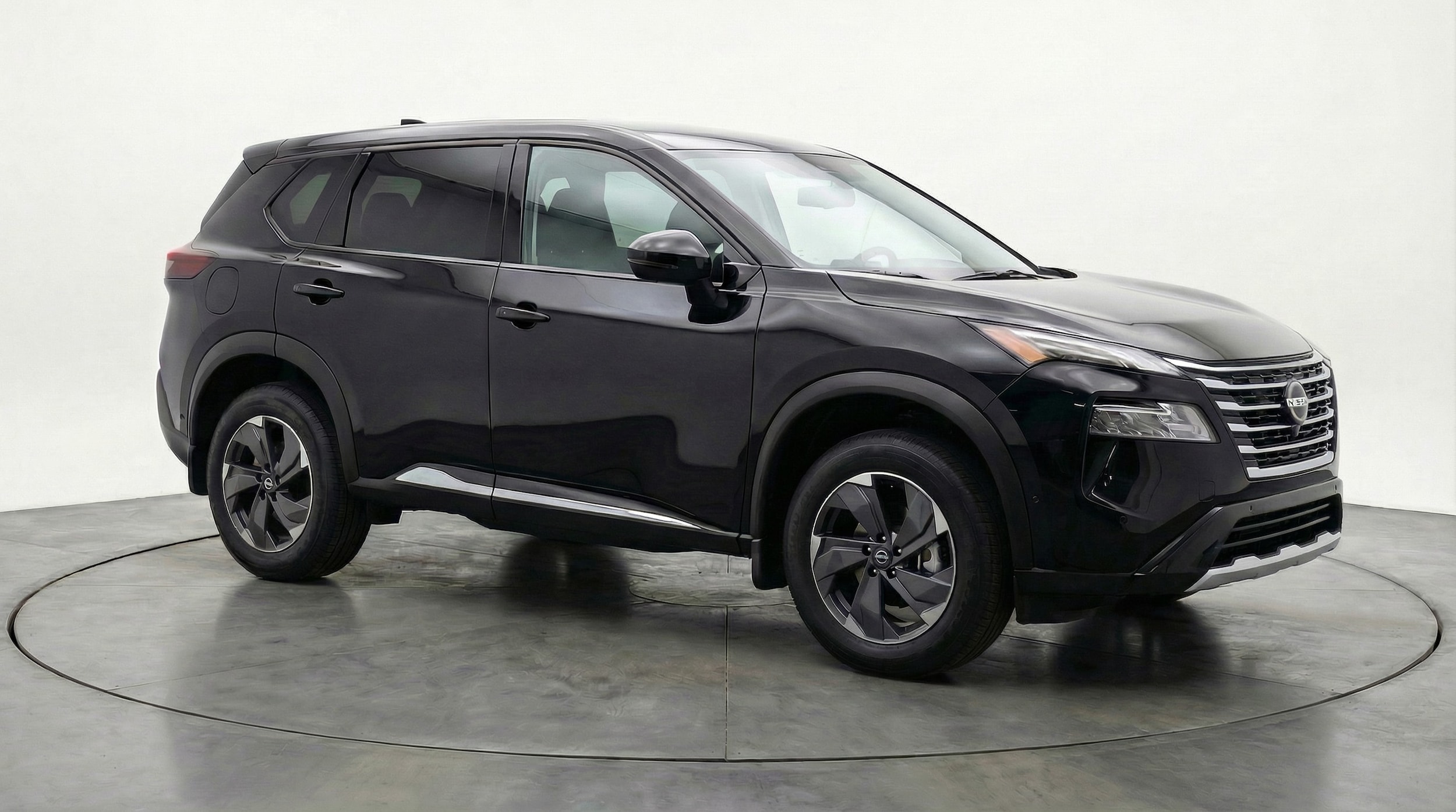 Thumbnail: 2025 Nissan Rogue - 1