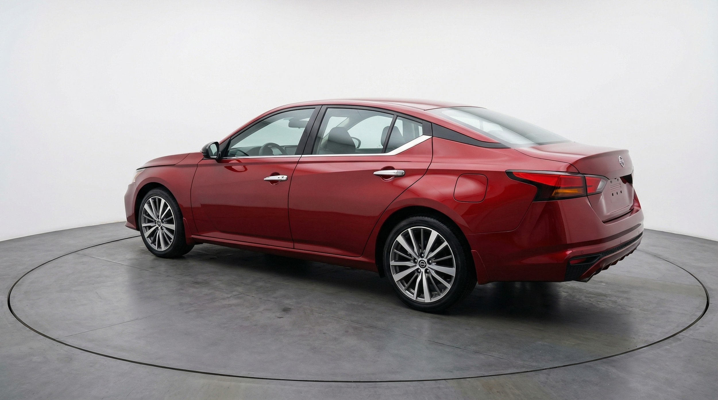 Thumbnail: 2025 Nissan Altima - 5