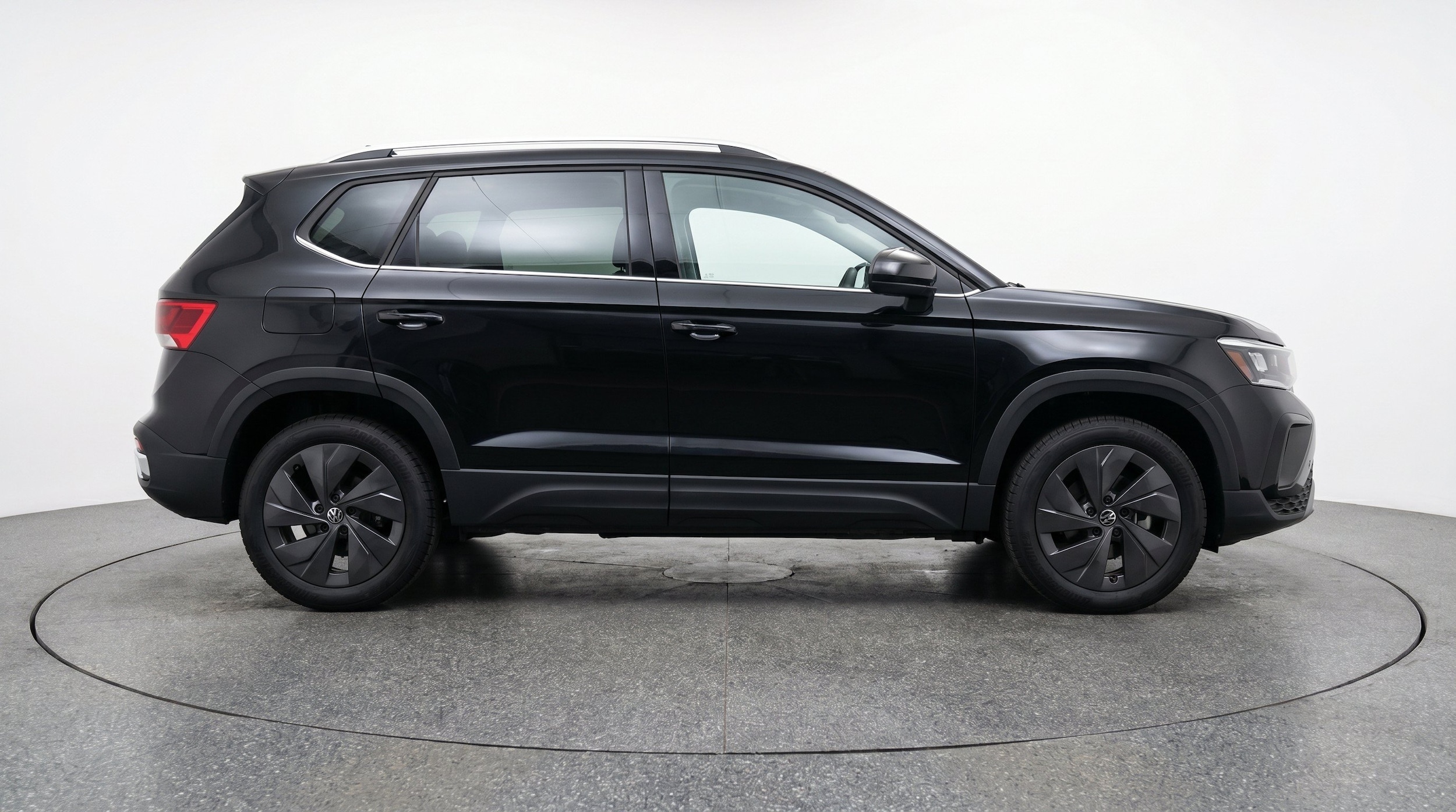 Thumbnail: 2026 Volkswagen Taos - 11