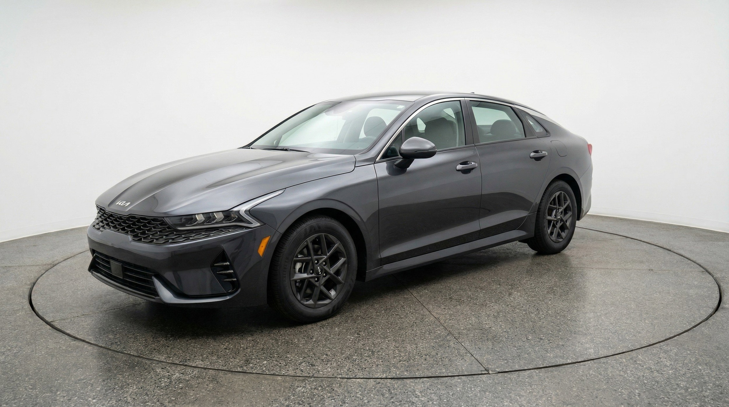 Thumbnail: 2025 Kia K5 - 3