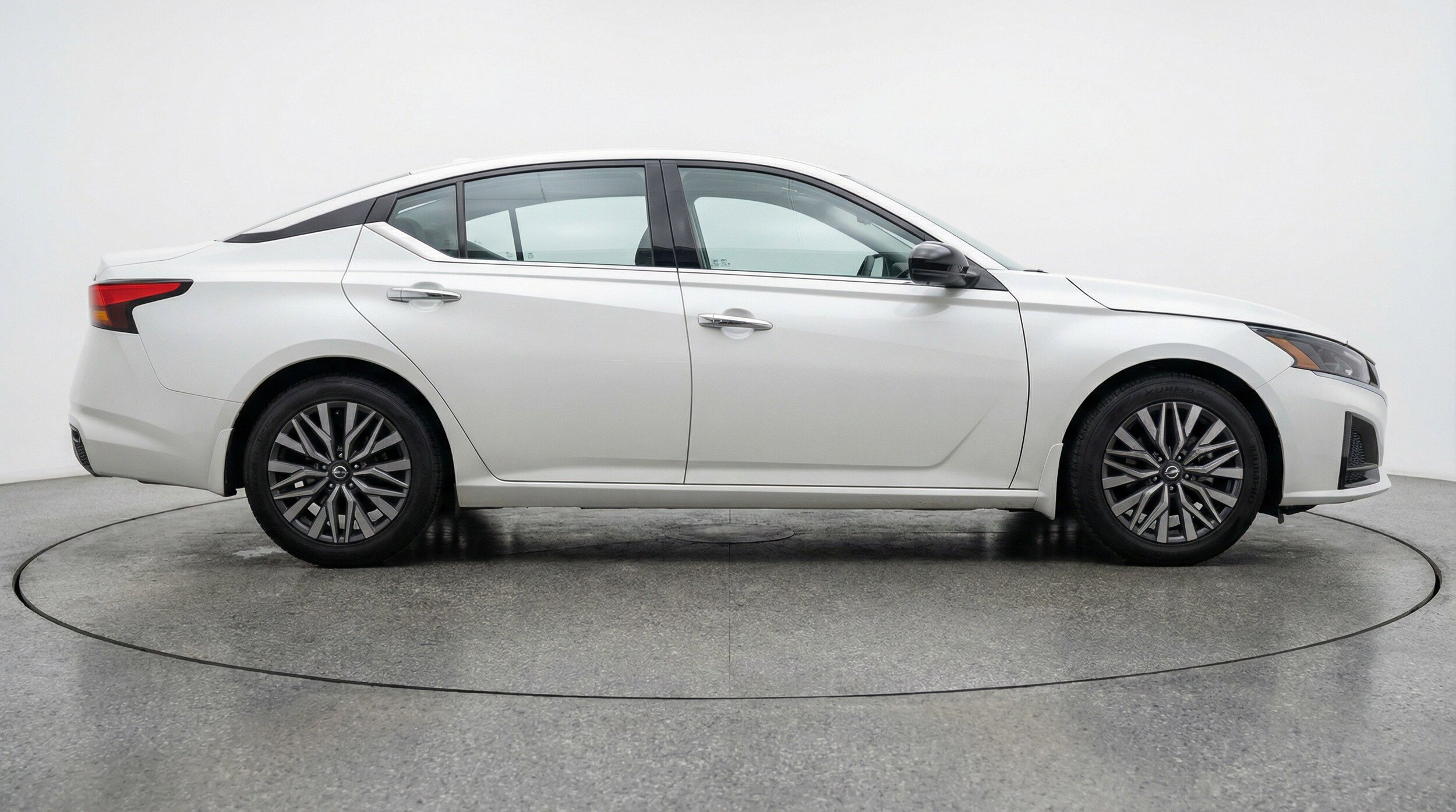 Thumbnail: 2025 Nissan Altima - 11