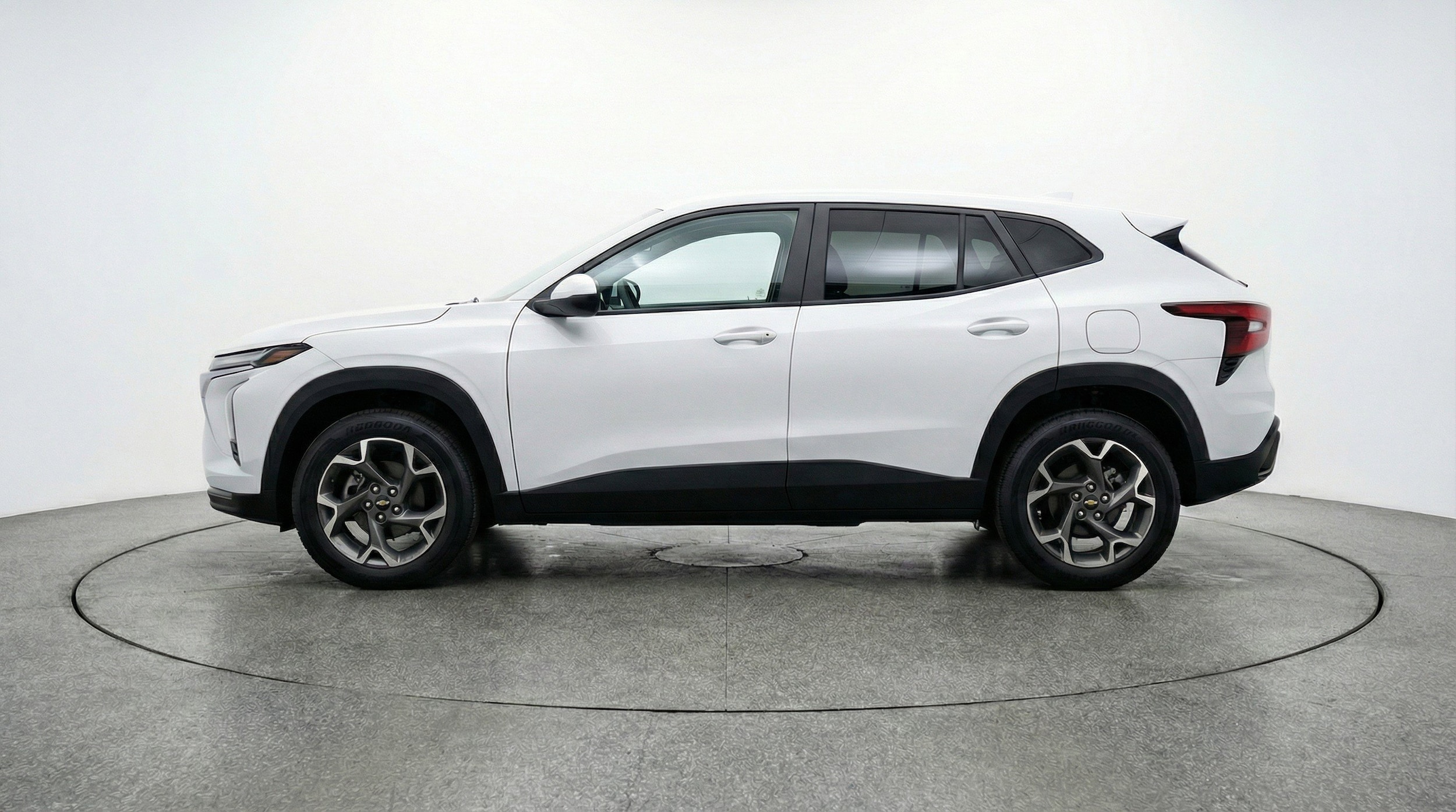 Thumbnail: 2025 Chevrolet Trax - 5