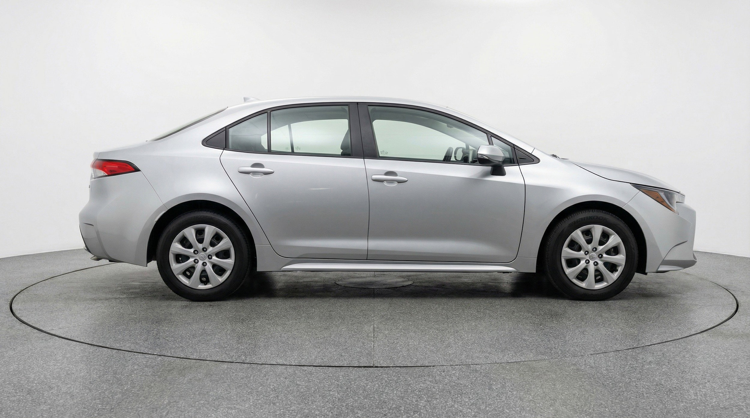 Thumbnail: 2025 Toyota Corolla - 11