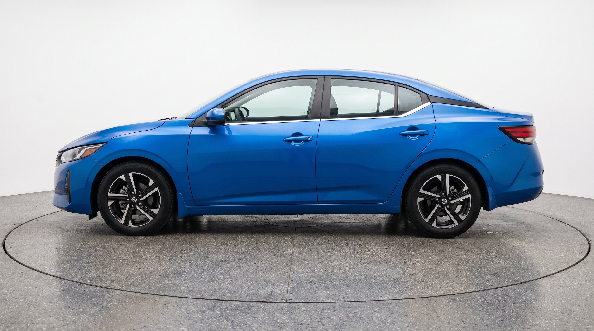 Thumbnail: 2025 Nissan Sentra - 5