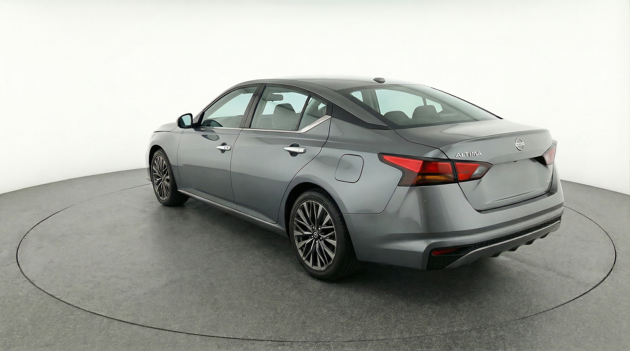 Thumbnail: 2025 Nissan Altima - 5