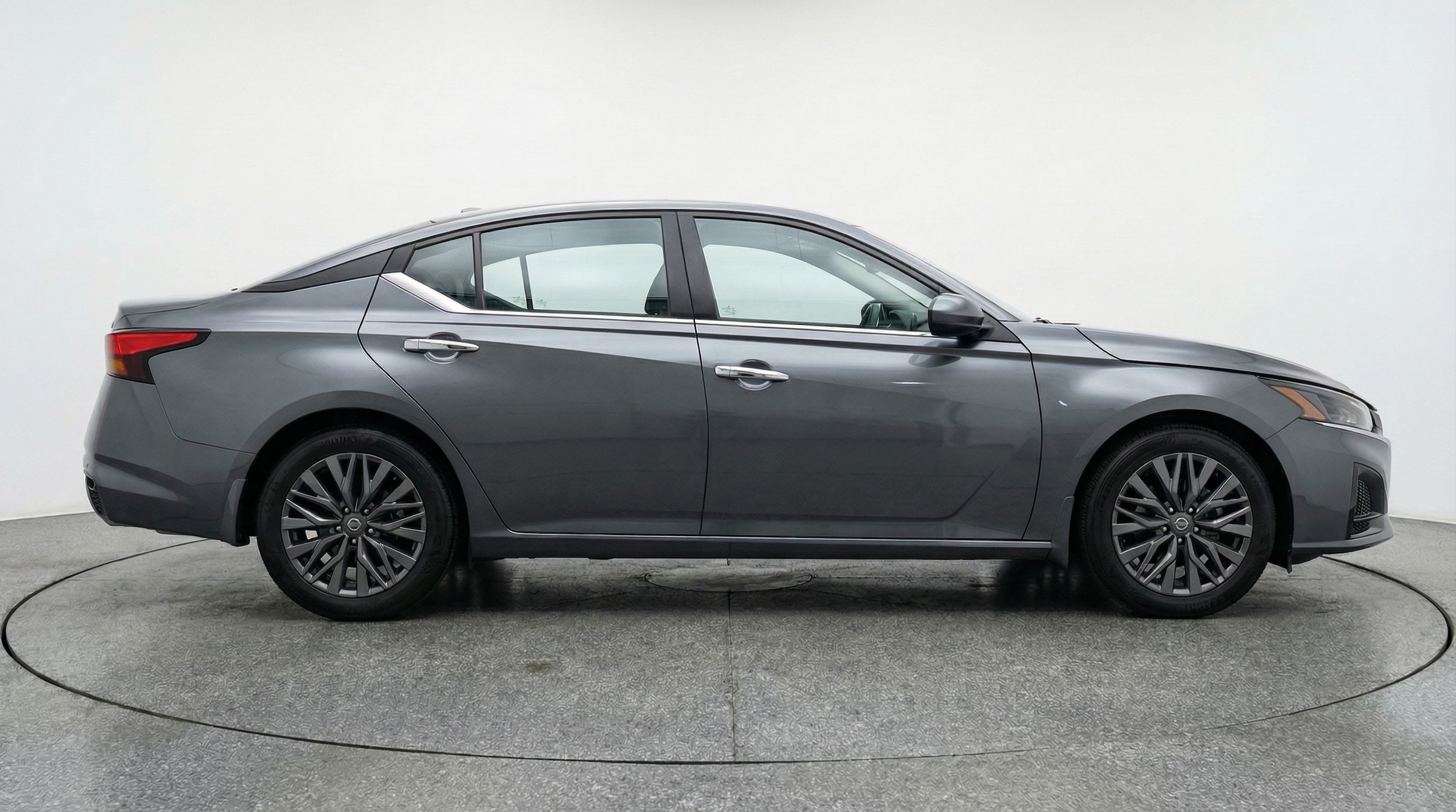 Thumbnail: 2025 Nissan Altima - 8