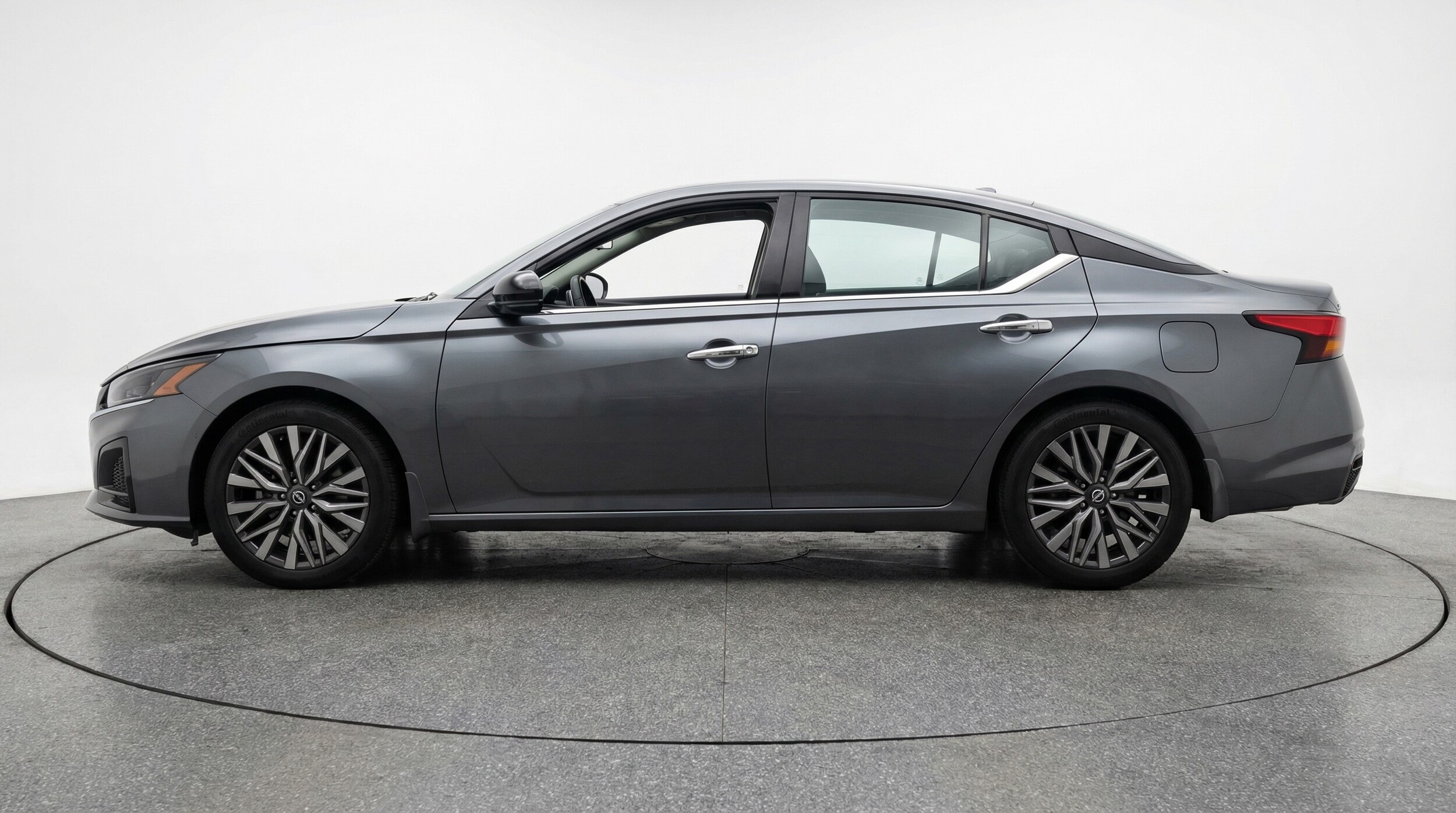 Thumbnail: 2025 Nissan Altima - 4