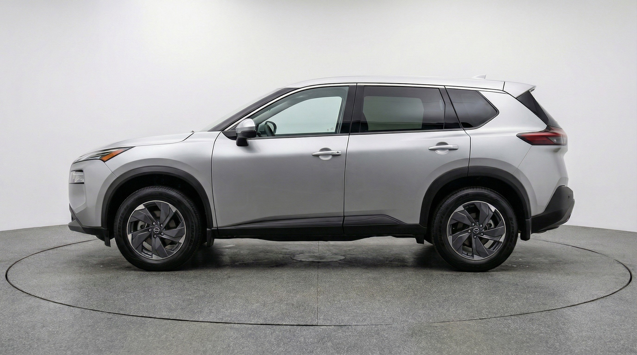 Thumbnail: 2025 Nissan Rogue - 5