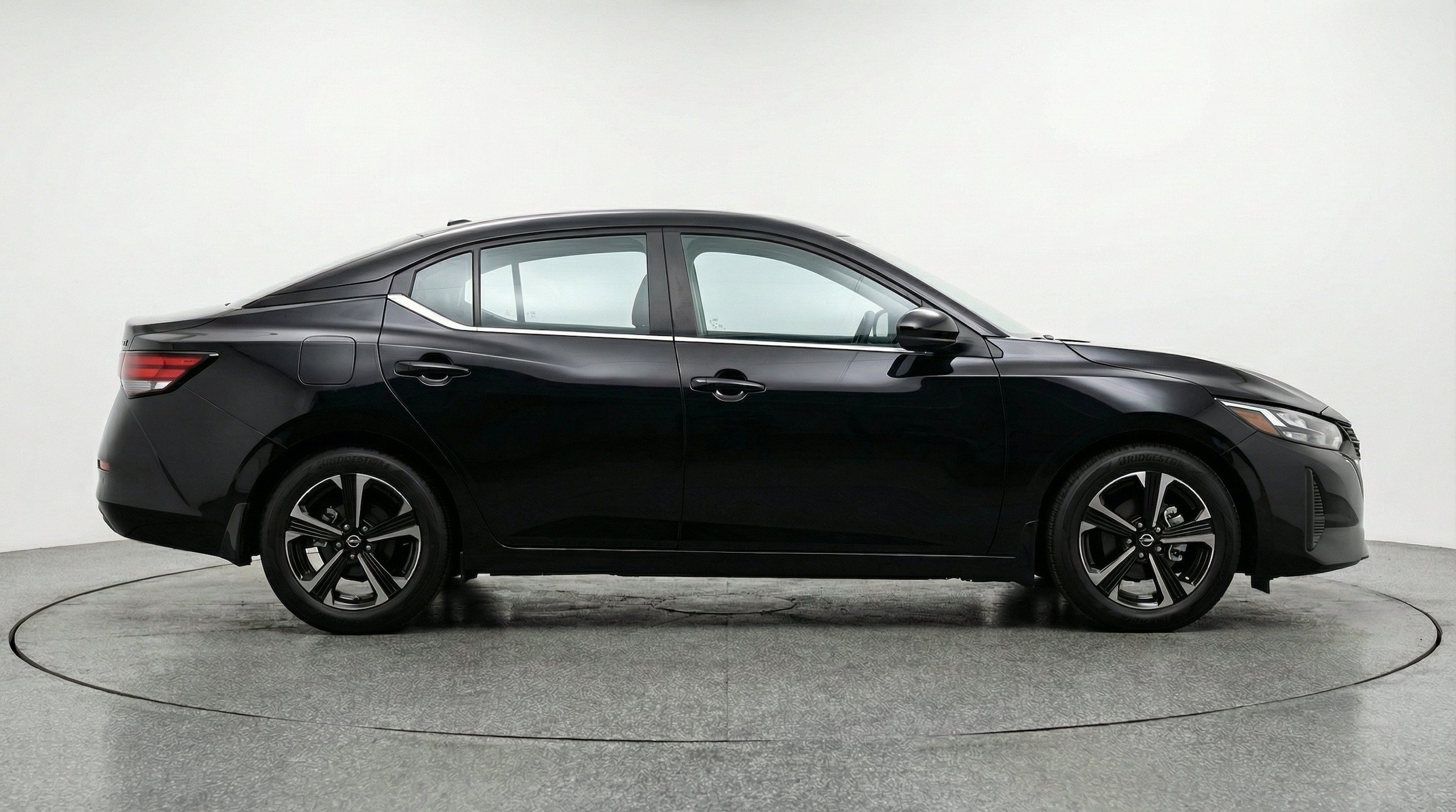 Thumbnail: 2025 Nissan Sentra - 11