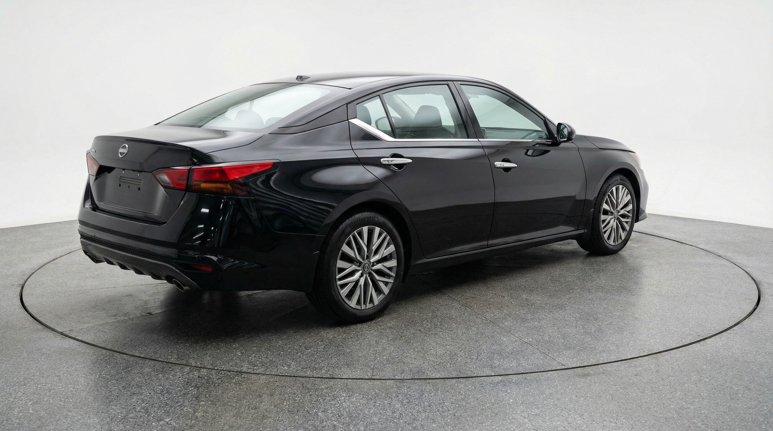 Thumbnail: 2025 Nissan Altima - 7