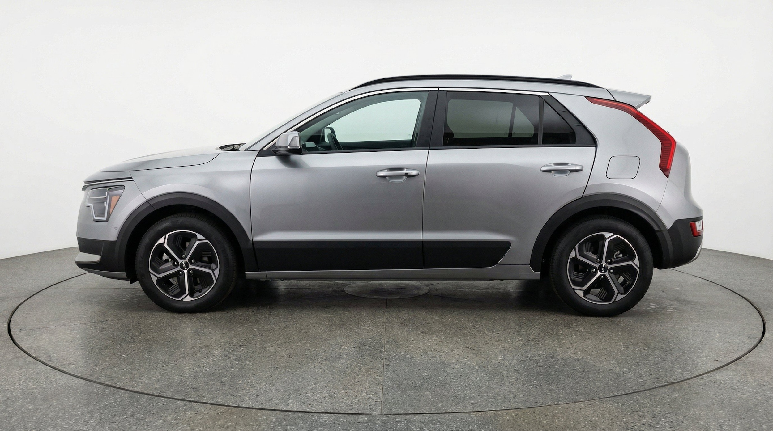 Thumbnail: 2026 Kia Niro - 5