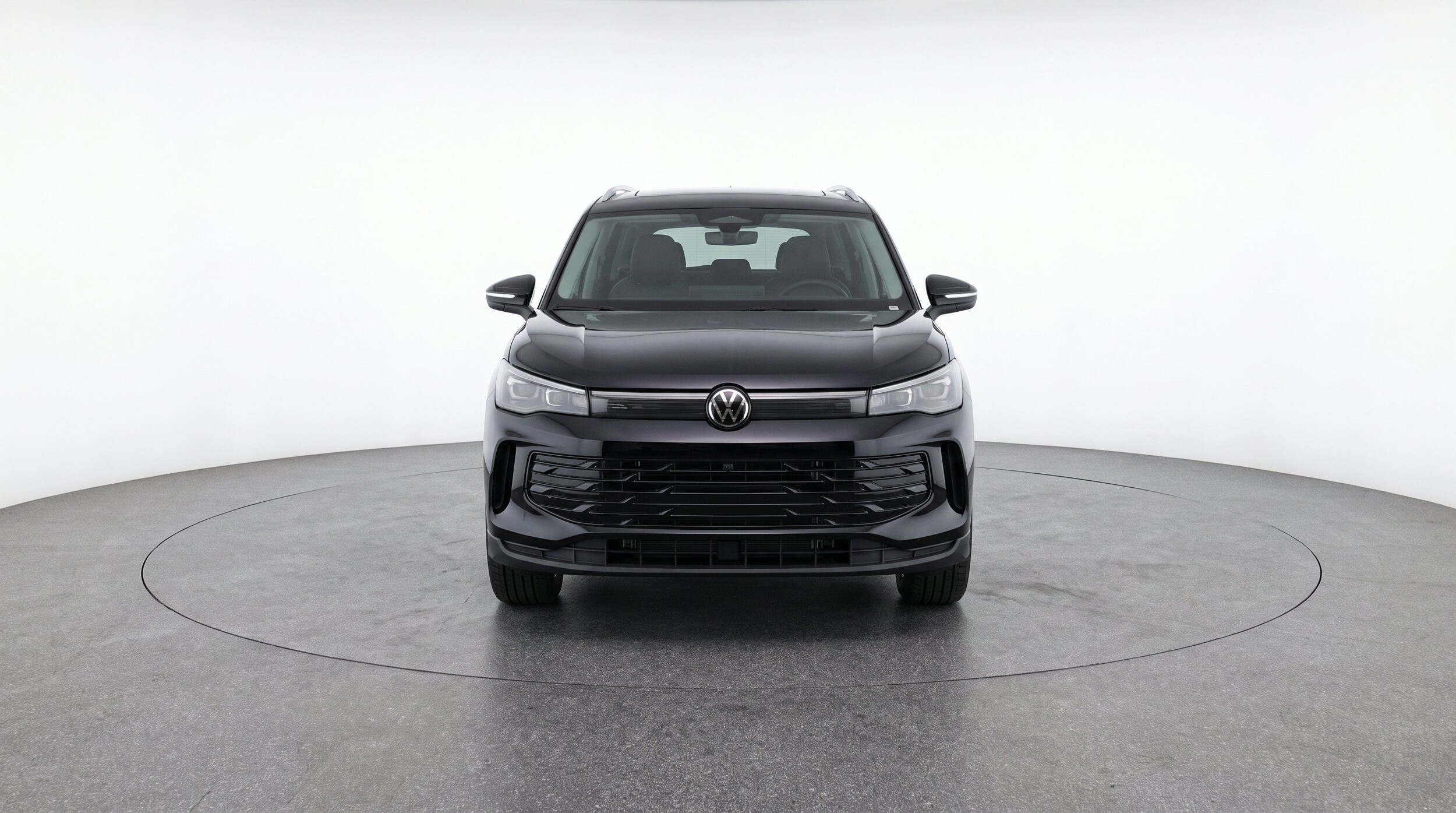 Thumbnail: 2026 Volkswagen Tiguan - 2