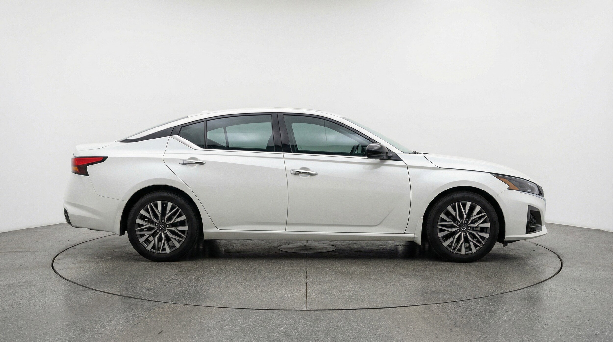 Thumbnail: 2025 Nissan Altima - 11