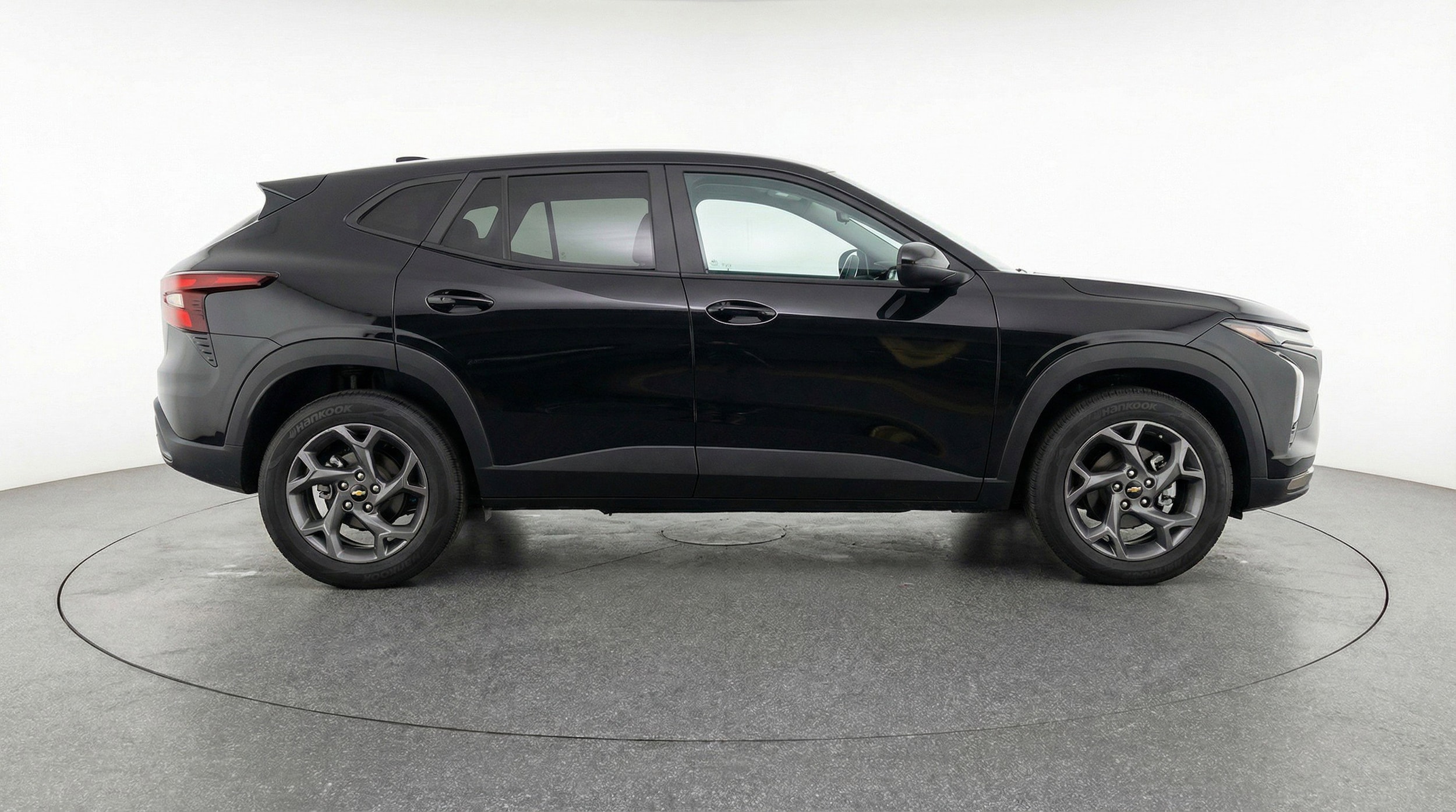 Thumbnail: 2025 Chevrolet Trax - 11