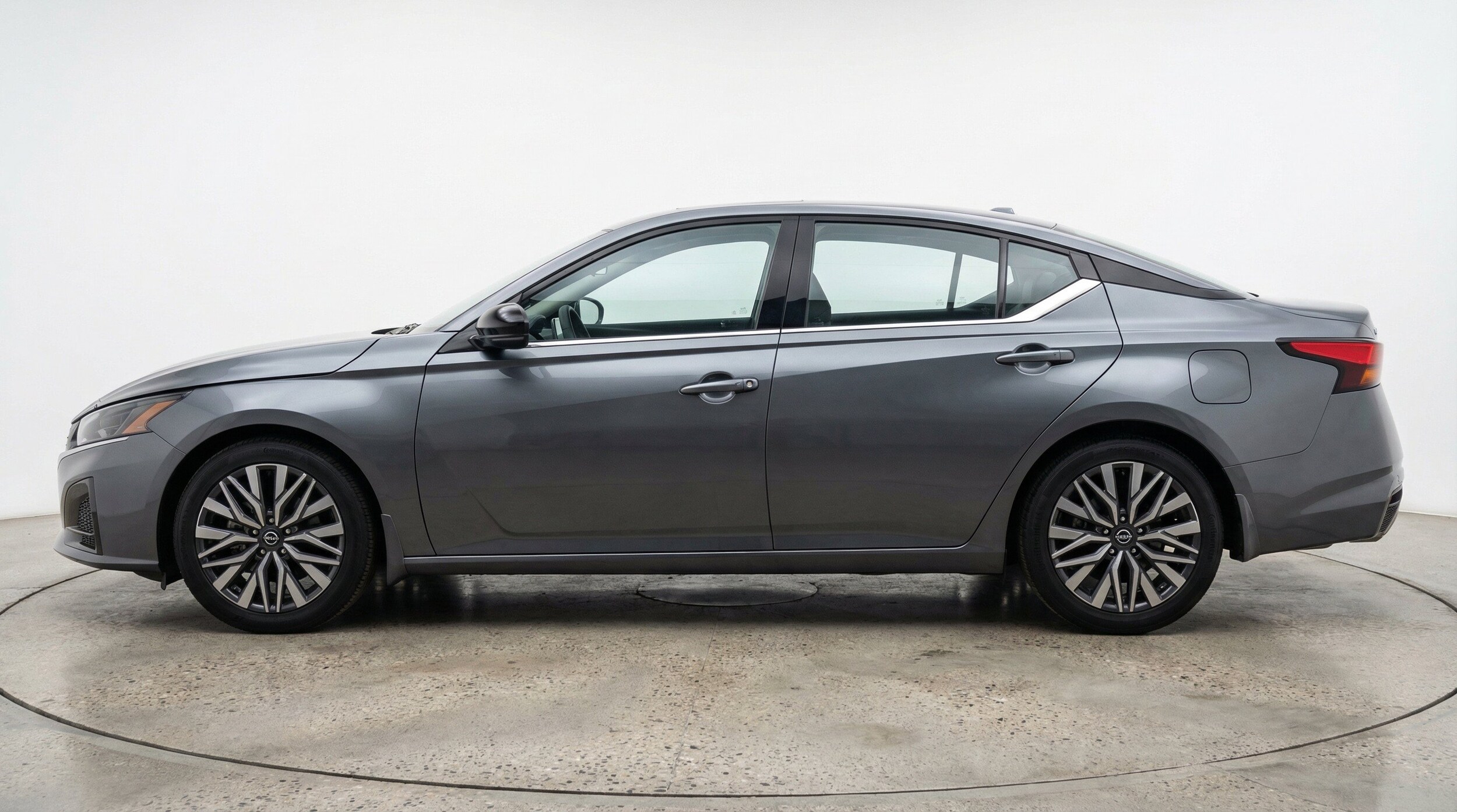 Thumbnail: 2025 Nissan Altima - 5