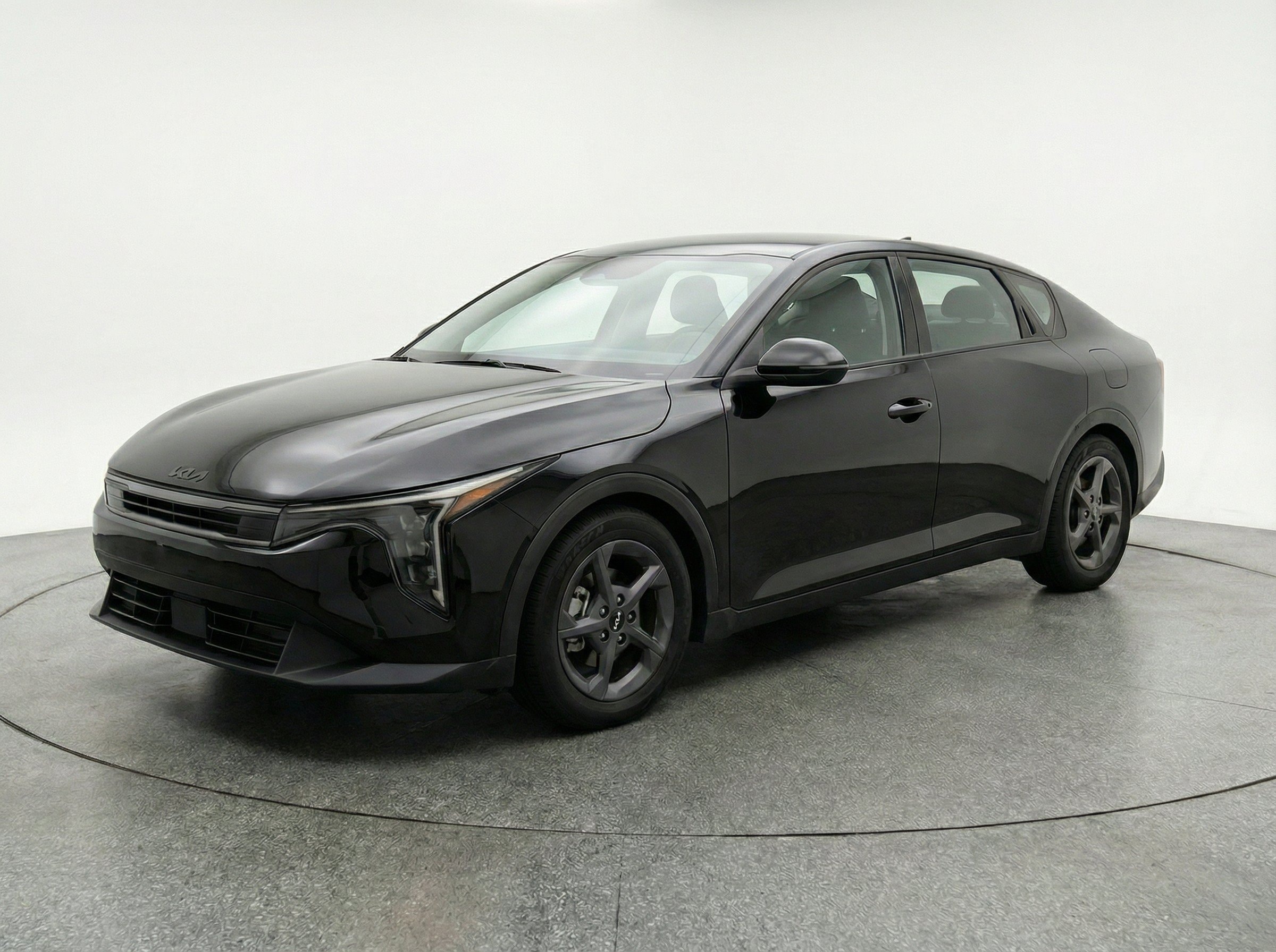 Thumbnail: 2025 Kia K4 - 3