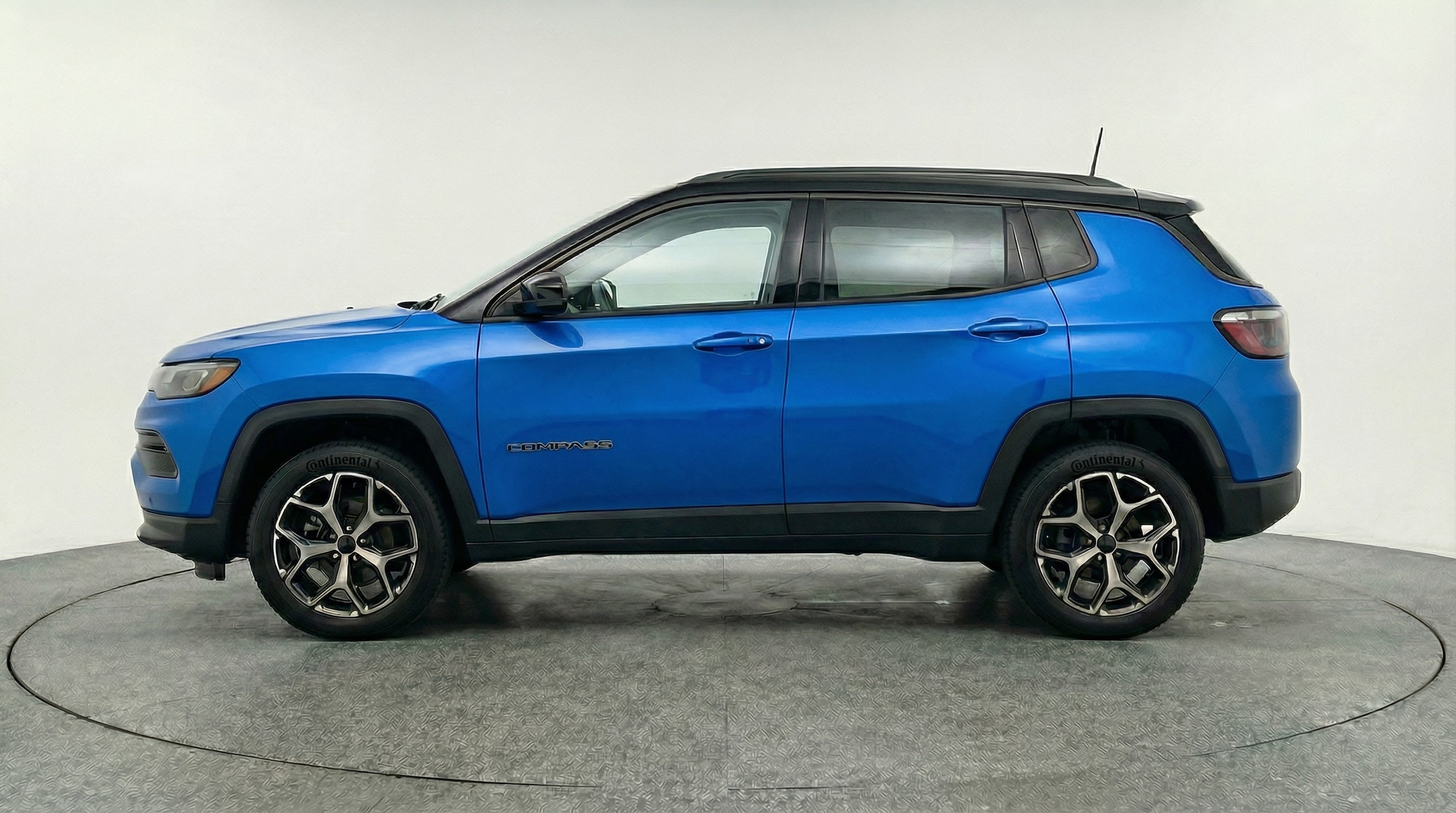 Thumbnail: 2025 Jeep Compass - 4