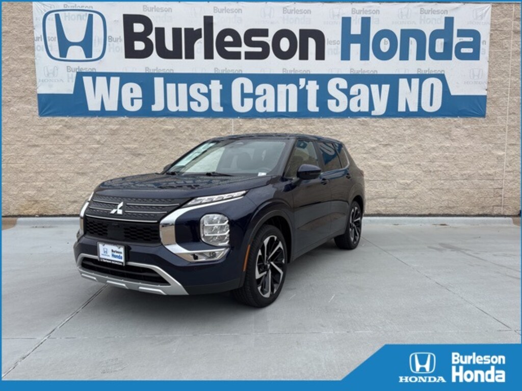 Used 2024 Mitsubishi Outlander SE SUV