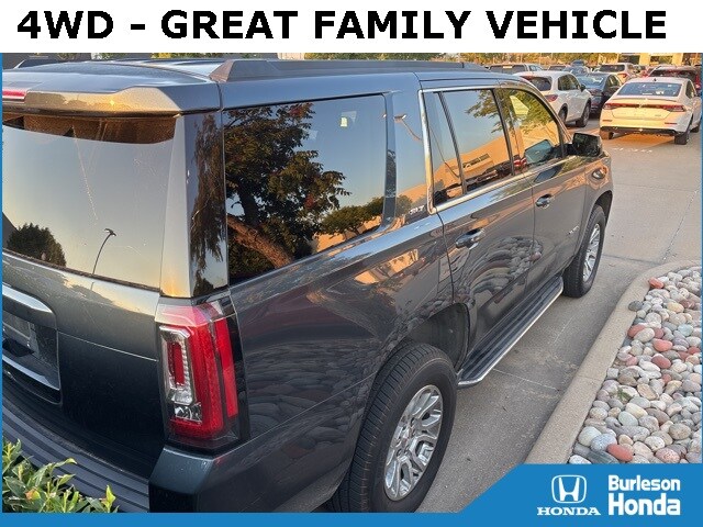 2020 Gmc Yukon SLT photo 4