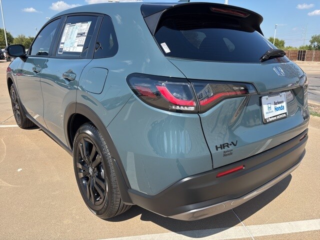 2026 Honda HR-V Sport photo 4