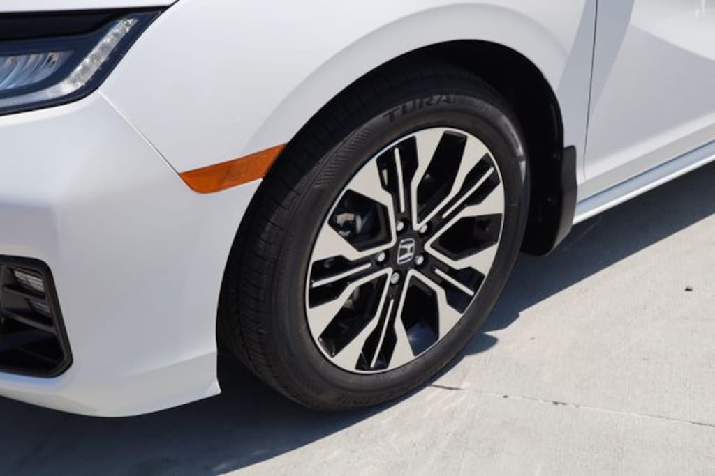 New 2026 Honda Odyssey Elite Van Passenger