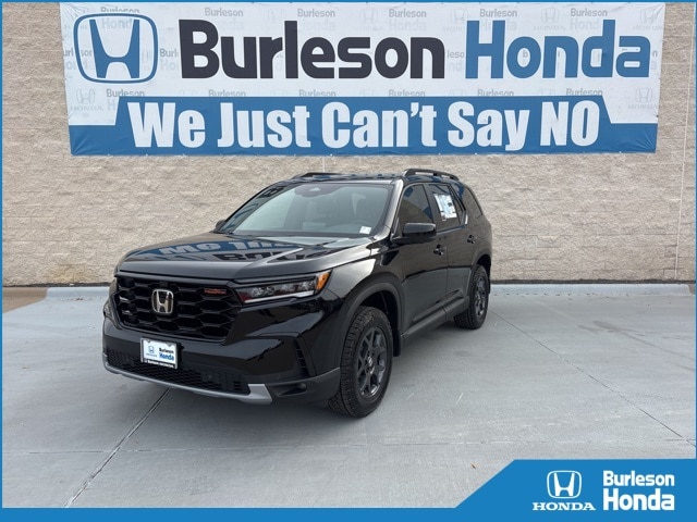 2025 Honda Pilot TrailSport's photo