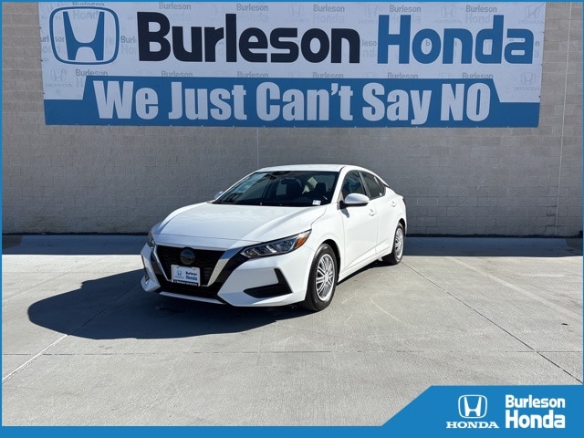 2022 Nissan Sentra S's photo