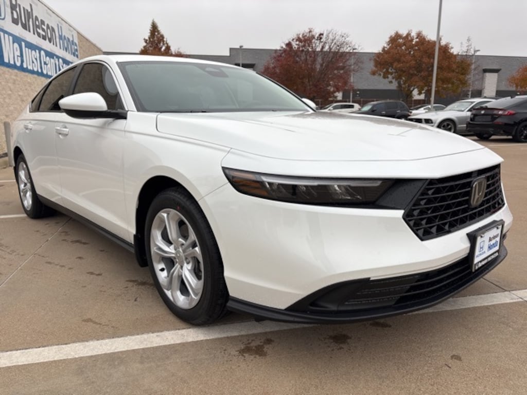 New 2025 Honda Accord LX Sedan