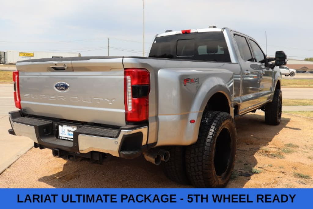 Used 2024 Ford F-350 Lariat Truck Crew Cab