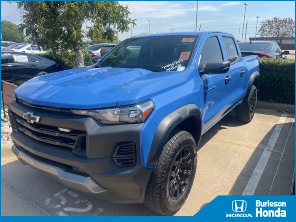 Used 2025 Chevrolet Colorado Trail Boss Truck Crew Cab
