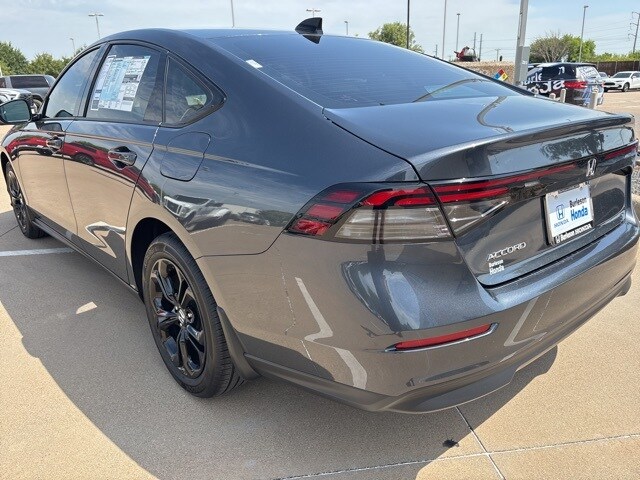 2025 Honda Accord SE photo 3