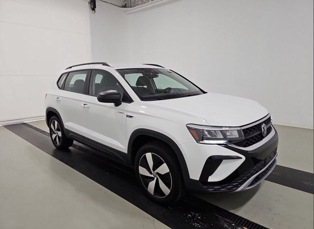 2023 Volkswagen Taos S photo 3