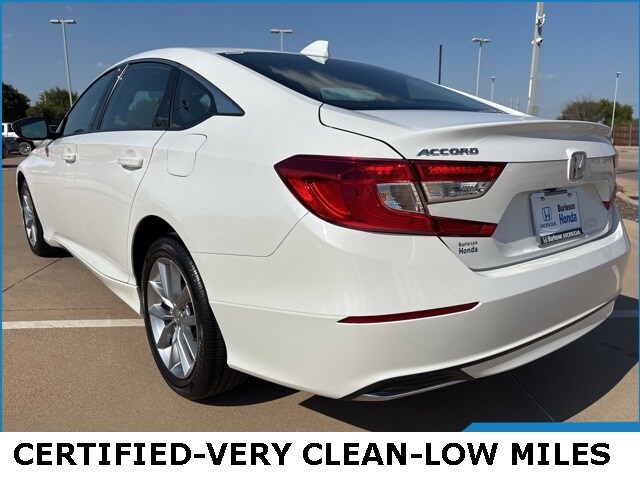 2022 Honda Accord LX 1.5T photo 3