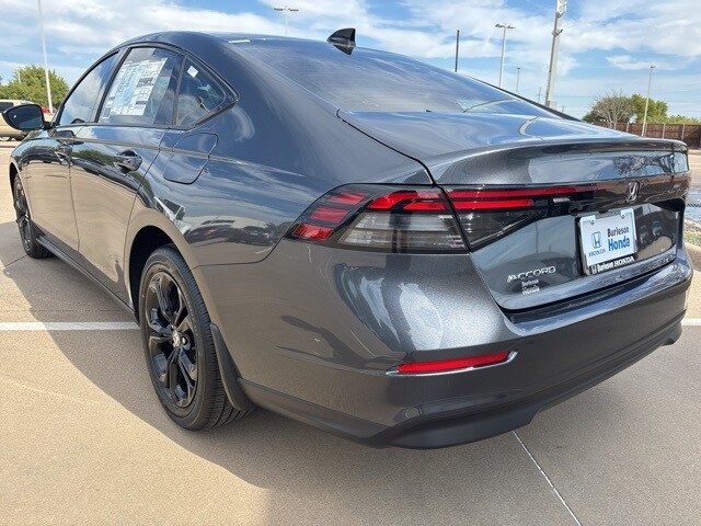 2025 Honda Accord SE photo 4