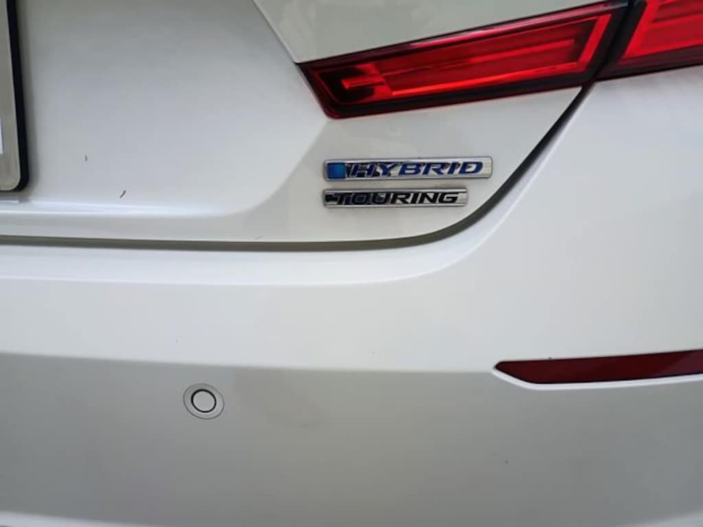 Used 2022 Honda Accord Hybrid Touring Sedan